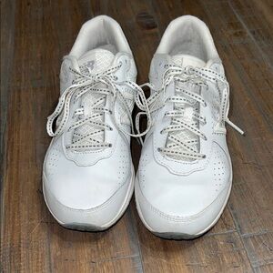 New Balance Classic White Lace-Up Sneakers Size 7.5